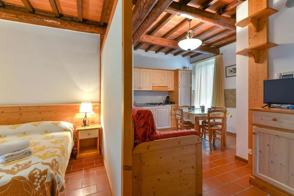 Appartamento 4 Pasqua In Accogliente Rifugio Di Montagna Con Internet Privato E Parcheggio Gratuito - Nuova Gestione Castel del Piano  0*, Castel del Piano (Tuscany)